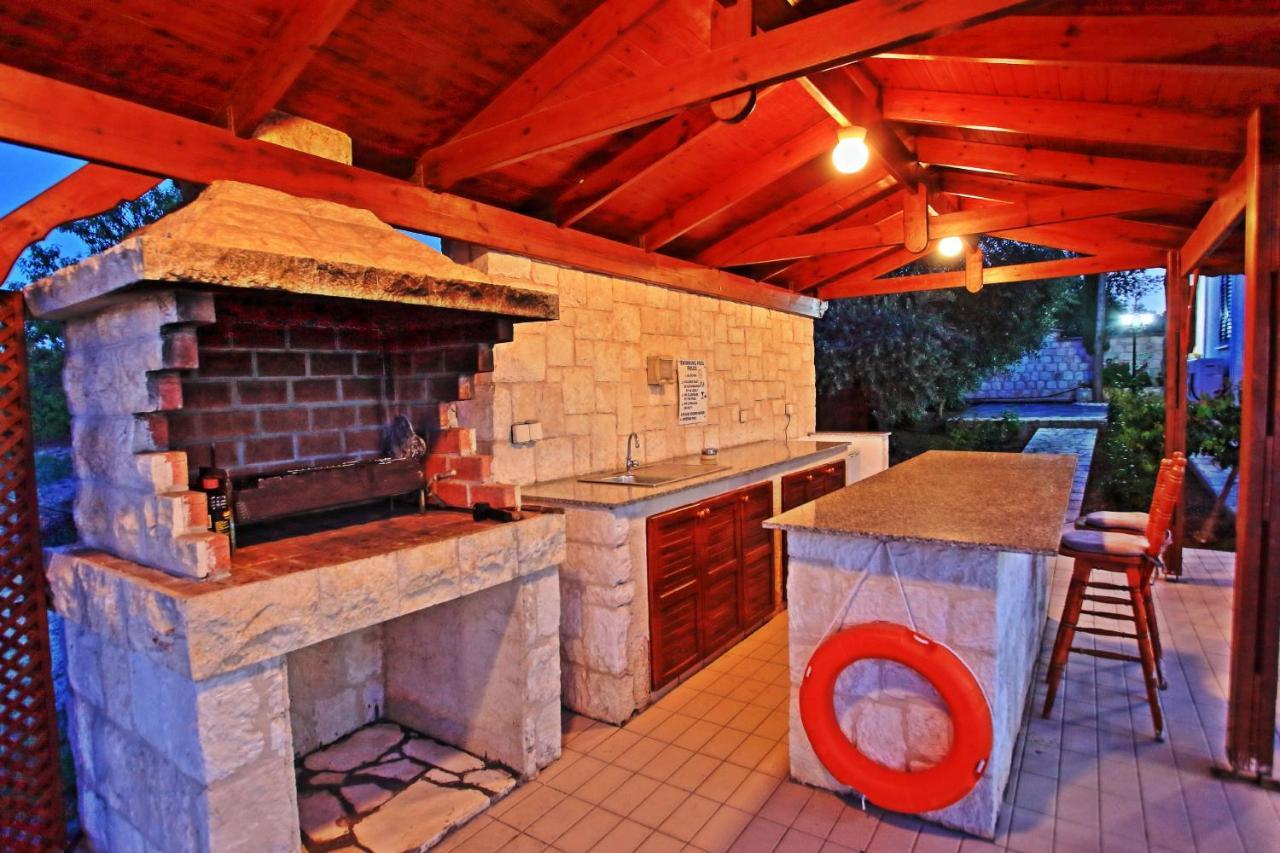 Villa Mandola Rosa Prodromi Exterior foto